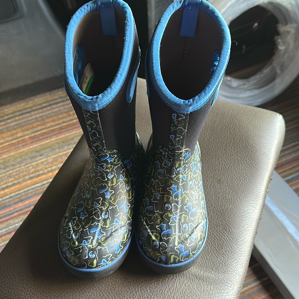 Bogs boots boys dog cat print
